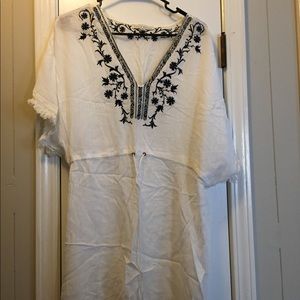 Haute Monde navy blur & white blouse